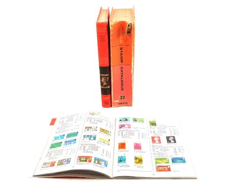 Collection of stamps, GB and World; together with First Day covers, collectors' packs, catalogues.Qty: 2 trays