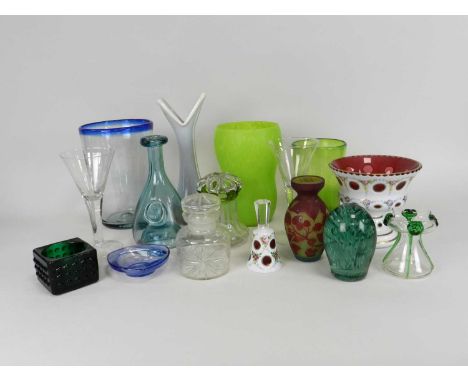 A collection of assorted glassware, predominantly 20th century including a cased ruby vase with milk white overlay, a reprodu