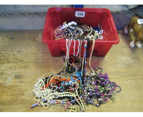  Sale Item:    BOX JEWELLERY (AF)   Vat Status:   No Vat   Buyers Premium:  This lot is subject to a Buyers Premium of 15% + 