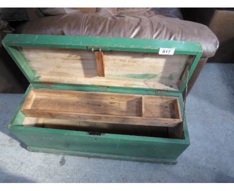  Sale Item:    GREEN TOOL CHEST   Vat Status:   No Vat   Buyers Premium:  This lot is subject to a Buyers Premium of 15% + Va