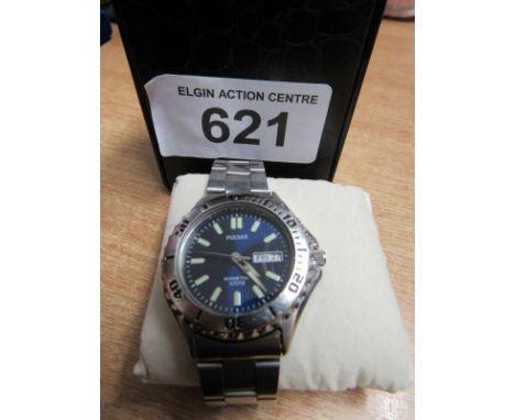 Sale Item:    GENTS PULSAR WATCH- NO AUTHENTICITY OF BEING ORIGINAL  Vat Status:   No Vat   Buyers Premium:  This lot is sub