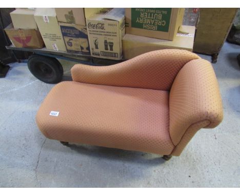  Sale Item:    SMALL CHAISE LONGUE   Vat Status:   No Vat   Buyers Premium:  This lot is subject to a Buyers Premium of 15% +