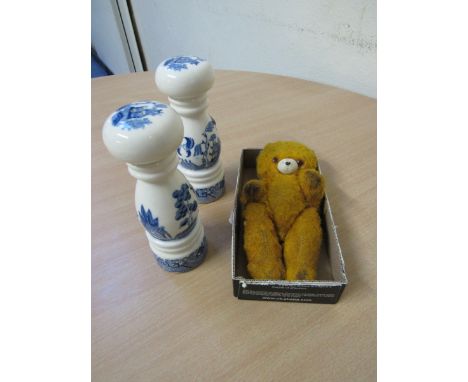  Sale Item:    SMALL TEDDY BEAR & BLUE / WHITE SALT & PEPPER  Vat Status:   No Vat   Buyers Premium:  This lot is subject to 