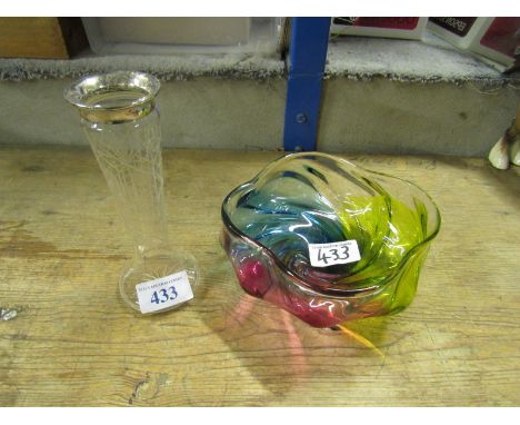  Sale Item:    ART GLASS DISH & SILVER TOPPED CUT GLASS VASE  Vat Status:   No Vat   Buyers Premium:  This lot is subject to 