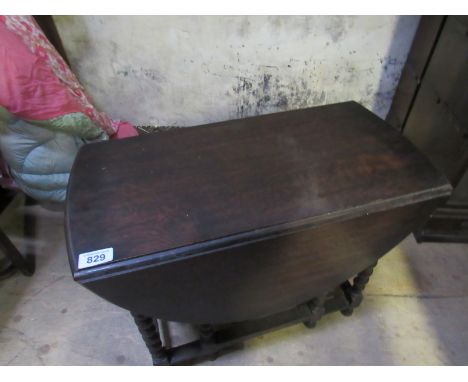  Sale Item:    OAK DROP LEAF TABLE   Vat Status:   No Vat   Buyers Premium:  This lot is subject to a Buyers Premium of 15% +