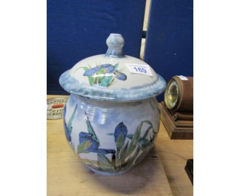  Sale Item:    LARGE HIGHLAND STONEWARE JAR   Vat Status:   No Vat   Buyers Premium:  This lot is subject to a Buyers Premium