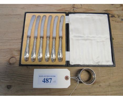  Sale Item:    6 SILVER BUTTER KNIVES & NAPKIN RING  Vat Status:   No Vat   Buyers Premium:  This lot is subject to a Buyers 