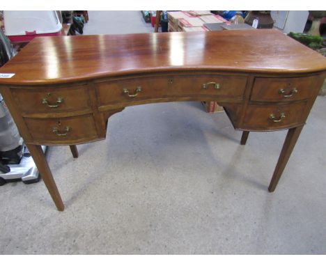  Sale Item:    MAHOGANY KIDNEY DRESSING TABLE   Vat Status:   No Vat   Buyers Premium:  This lot is subject to a Buyers Premi