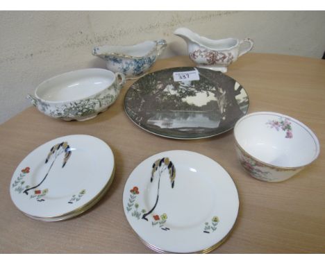  Sale Item:    BOX ROYAL DOULTON ITEMS   Vat Status:   No Vat   Buyers Premium:  This lot is subject to a Buyers Premium of 1