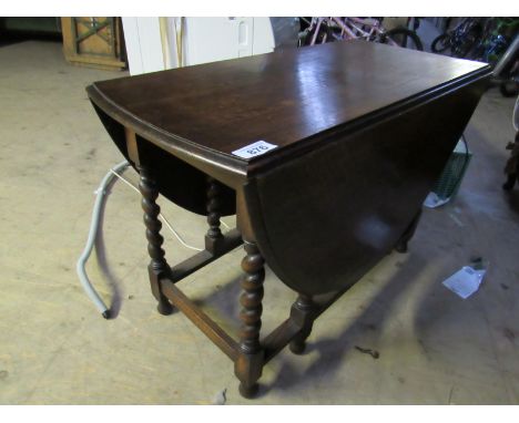  Sale Item:    OAT B T DROP LEAF TABLE   Vat Status:   No Vat   Buyers Premium:  This lot is subject to a Buyers Premium of 1