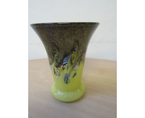  Sale Item:    YELLOW DESIGN GLASS VASE   Vat Status:   No Vat   Buyers Premium:  This lot is subject to a Buyers Premium of 