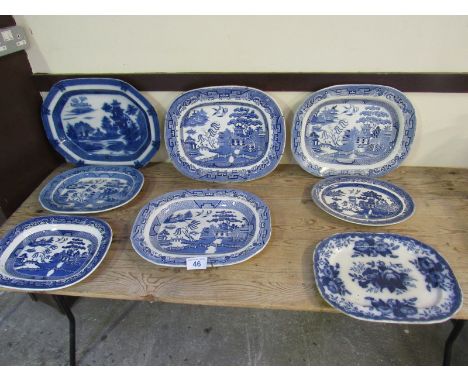  Sale Item:    8 BLUE & WHITE ASHETS (AF)   Vat Status:   No Vat   Buyers Premium:  This lot is subject to a Buyers Premium o