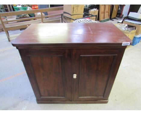 Sale Item:    MAHOGANY PRESS BASE (AF)   Vat Status:   No Vat   Buyers Premium:  This lot is subject to a Buyers Premium of 