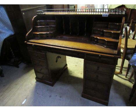  Sale Item:    REPRO TWIN PEDESTAL DESK   Vat Status:   No Vat   Buyers Premium:  This lot is subject to a Buyers Premium of 