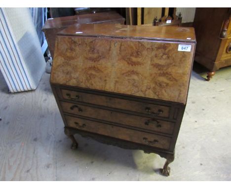  Sale Item:    BUREAU   Vat Status:   No Vat   Buyers Premium:  This lot is subject to a Buyers Premium of 15% + Vat @ 20%   
