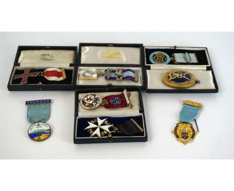 A silver gilt and enamel Staffordshire past masters jewel
A silver gilt and enamel Kings Friend Lodge 1793 breast jewel, lodg