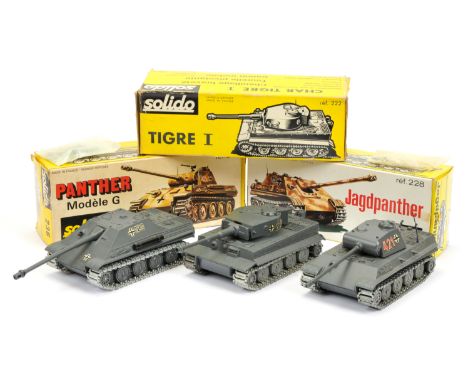 Solido military group of 3 Tanks - (1) 222 Tiger, (2) 228 Jagdpanther with accessories and (3) 236 Panther G with accessories