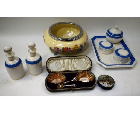 A pair of late Victorian EPNS basket salt cellars, gilt interior, beaded borders, spoons en suite, 7cm wide, Rodgers, contemp