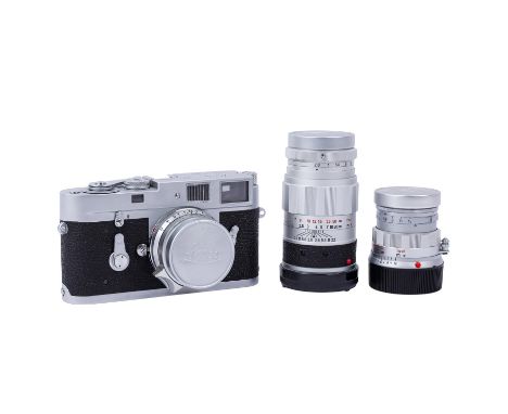 KAMERA LEICA M2 MIT DREI OBJEKTIVEN & LEICA METER MR, um 1958-67, Art. Nr. 1069829, Objektiv verbaut SUMMARON 1:2,8/3,5 (2217