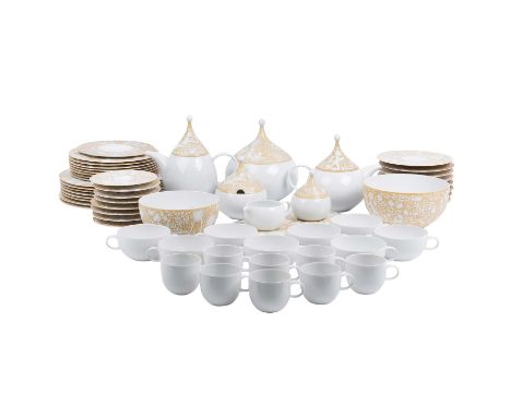 ROSENTHAL Kaffee- und Speiseservice 'Zauberflöte cremefarben', 20. Jh. 8 Kaffeetassen, 8 Untertassen (Größen leicht variieren