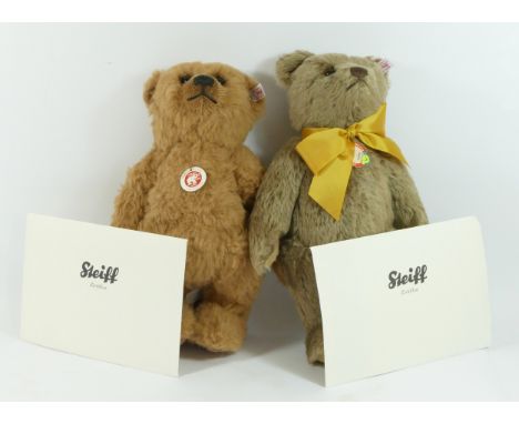 Steiff, Ulysses, The ultimate growling Steiff Bear, limited edition 151/1500, with certificate, boxed with consecutively numb