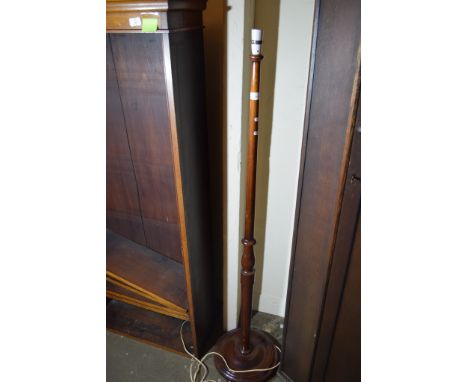 WOODEN LAMP STANDARD
