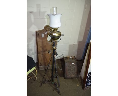 VINTAGE OIL LAMP ON WROUGHT IRON STAND, TOTAL HEIGHT APPROX 148CM