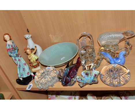 A GROUP OF CERAMICS AND GLASS, to include Goldscheider with Myott Son & Co figure (head reglued), Bullers bowl, USSR stoat, g