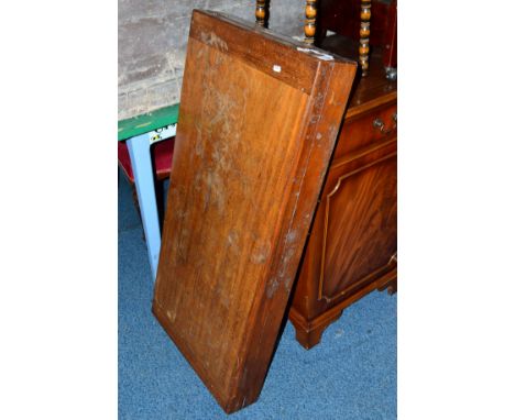 A VICTORIAN WALNUT FOLDING BAR BILLIARDS GAMES TABLE