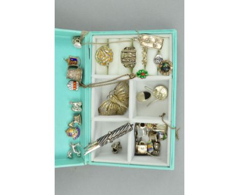 A SELECTION OF JEWELLERY, to include a Charles Horner Isle of Man triskelion ring, a late Victorian silver rectractable penci