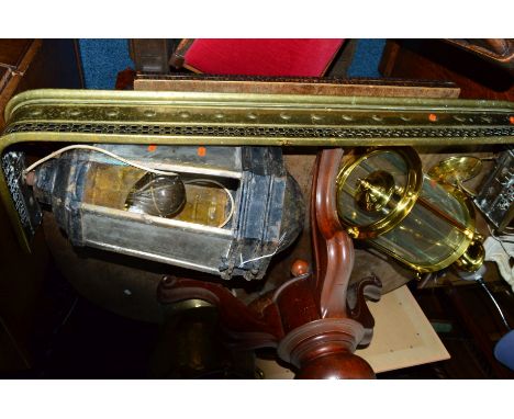 A PAINTED VICTORIAN CAST IRON STREET LANTERN TOP AND A MODERN BRASS CEILING LIGHT (sd) (2)