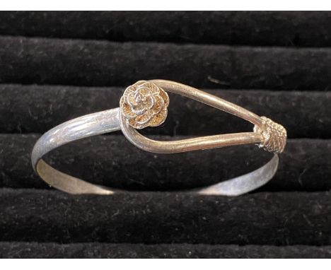 A stamped 925 silver bangle 