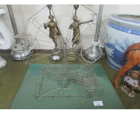 Wire ferris wheel model