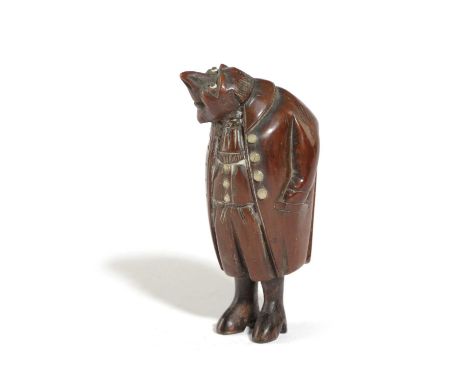 A COQUILLA NUT FIGURAL SNUFF BOX OF A HUNCHBACKPROBABLY FRENCH, LATE 18TH / EARLY 19TH CENTURYwith glass eyes and buttons and