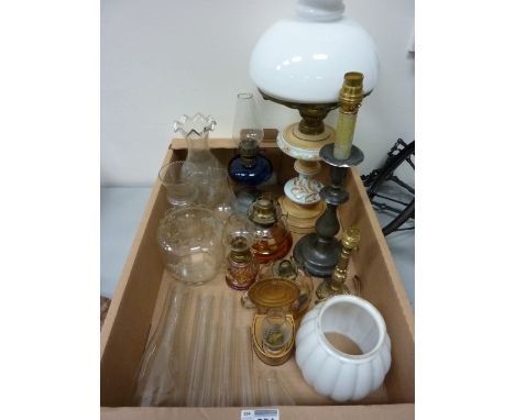 Dutch hanging oil lamp and other oil lamps in one box
