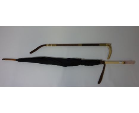 Victorian umbrella with bamboo shaft, ivory handle, rose gold band and rose quartz terminal and a horn handled hunting crop (