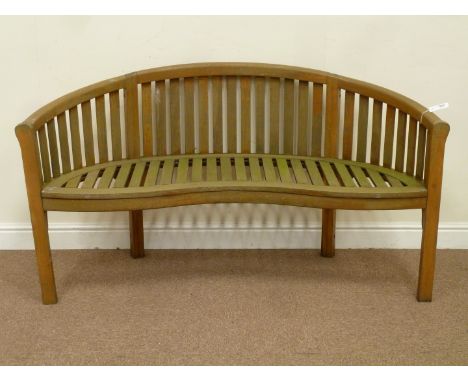 'Firman Leisure' hardwood curved garden bench, W155cm