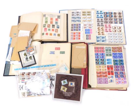 Philately. A collection of 1920s, 1930s, 1940s, and later stamps, comprising The Triumph stamp album with Canadian, UK, and B