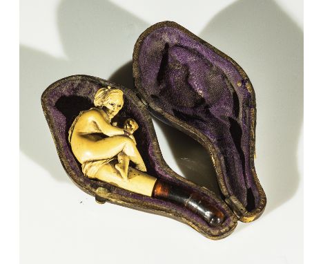A Meerschaum pipe in fitted case