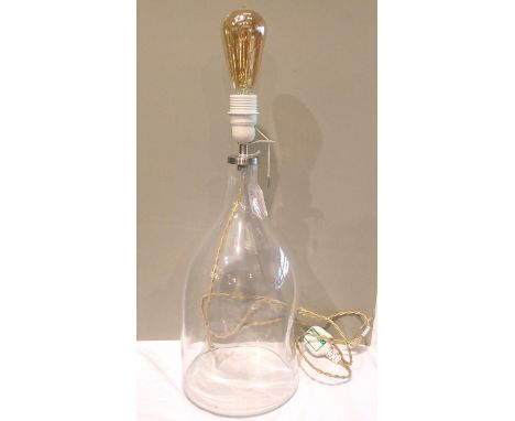 Large vintage bottle converted to a light with pull cord and vintage type cable, working at lotting, H: 59 cm. Not available 