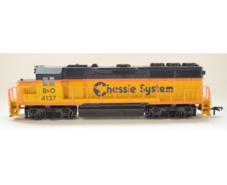 Bachmann HO scale GP40 diesel locomotive "Chessie" DCC equipped (near mint condition) 