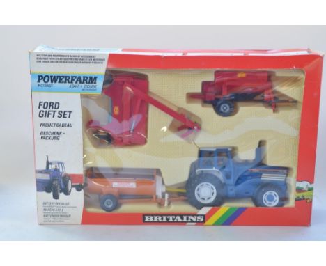 Boxed Britain's 1/32 diecast Powerfarm Ford Gift Set with instruction booklet (item 9390) 
