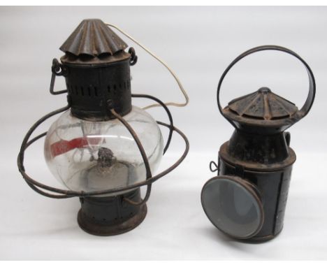 Early c20th Japanned hand held Railway type paraffin lamp with three filters &amp; a Ships hanging paraffin lamp with globula