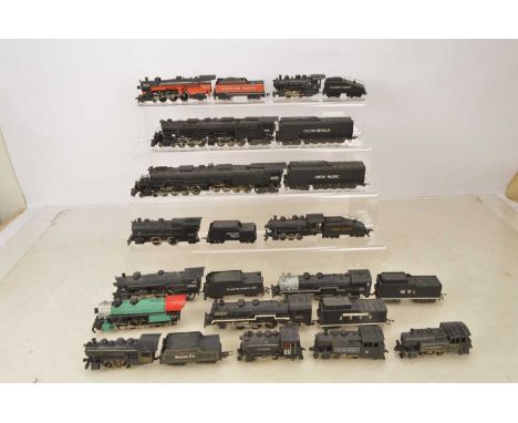 US outline Rivarossi Mehano Lima and other H0 gauge steam locomotives and tenders (14), comprising Rivarossi 4-8-8-4 black Un