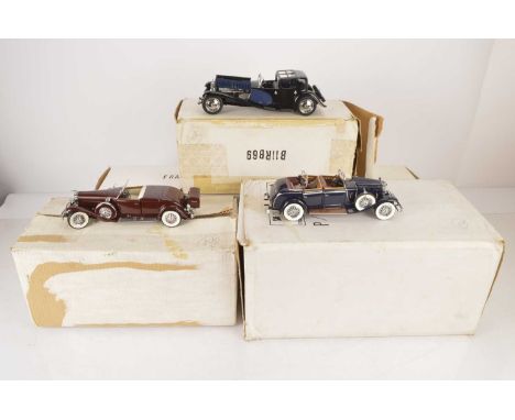 1:24 Scale Vintage Cars by Franklin Mint (5),  all boxed appear undisplayed, 1935 Duesenberg Model J Convertible, 1930 Bugatt