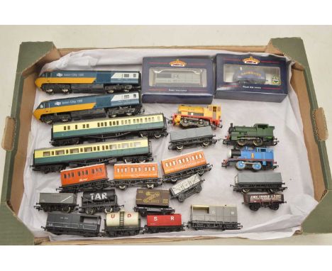 Bachmann Hornby Locomotives and wagons including Thomas items 00 gauge (23), comprising in original boxes Bachmann 33305 brak