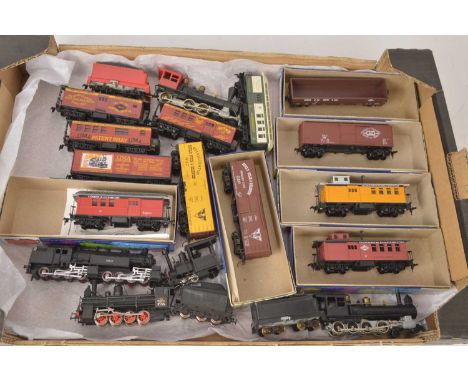 US outline H0 gauge locomotives wagons and coaches (16), comprising 4-8-0 Locomotive and tender plain black, 4-6-0 Locomotive