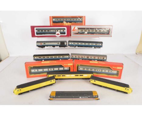 Hornby Lima Dapol  HST train and coaches (12), Hornby HST Locomotive and unmotored Driving car with centre carriage all respr