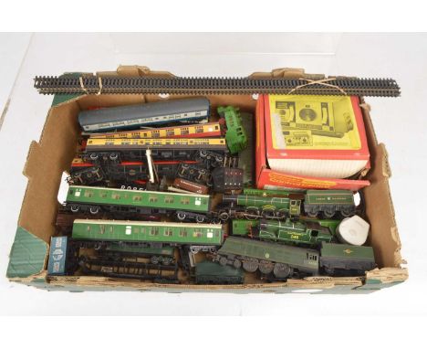 Tri-ang Jouef 00 gauge Locomotives Coaches and wagons with track and controller (qty), comprising Tri-ang Battle of Britain c