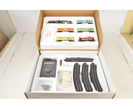 Bachmann H0 gauge Monopoly Train set in original box (1), comprising Bachmann 01201 0-6-0 tender engine numbered 1935 and lab